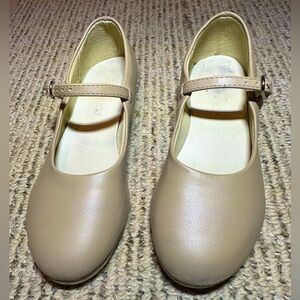 So Danca Tap Shoes (girls size 13)